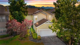 56 Waterside Cir, San Rafael, CA 94903