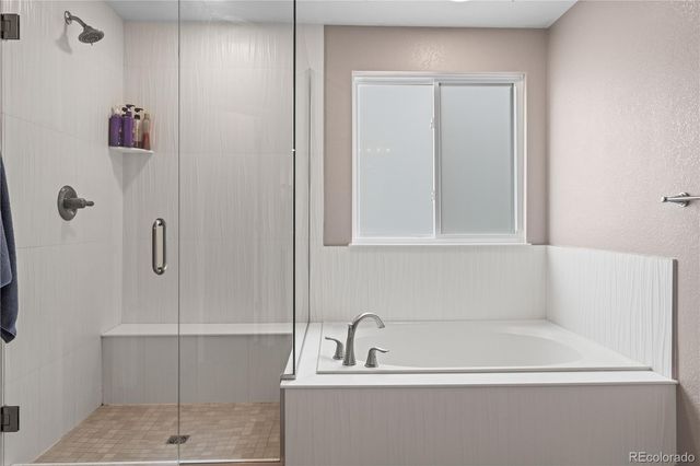 6144 S Ventura Court, Aurora, CO 80016