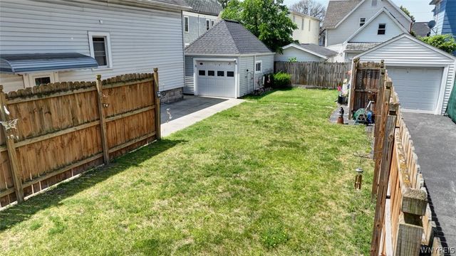 316-318 East Street, Buffalo, NY 14207