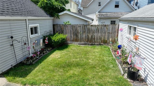 316-318 East Street, Buffalo, NY 14207