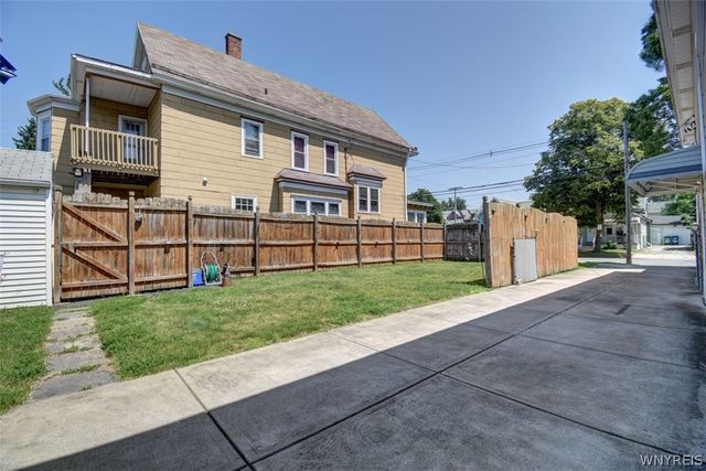 316-318 East Street, Buffalo, NY 14207