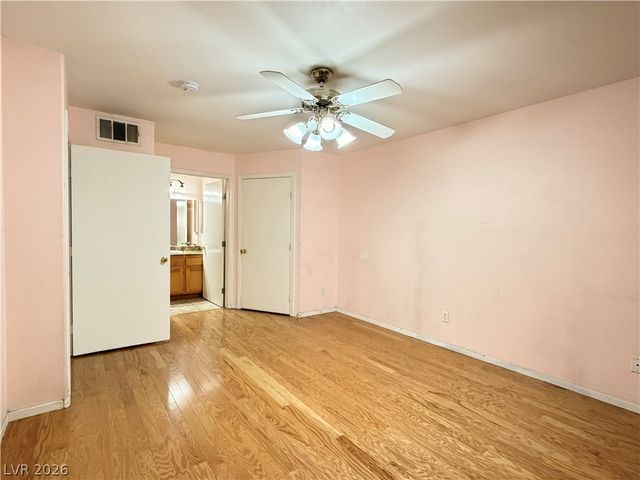 4555 East Sahara Avenue 177, Las Vegas, NV 89104