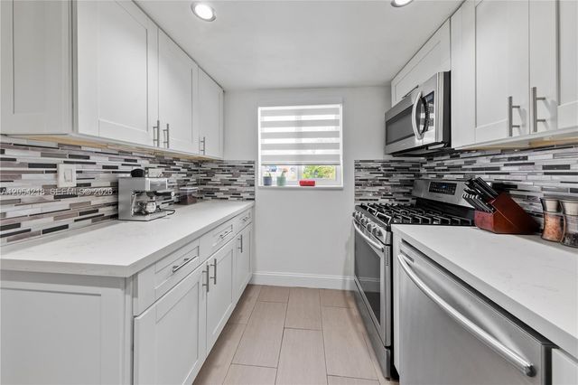 11336 SW 69th Ter 0, Miami, FL 33173