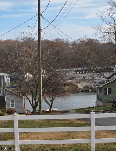 10 N River Styx Rd, Hopatcong Boro, NJ 07843