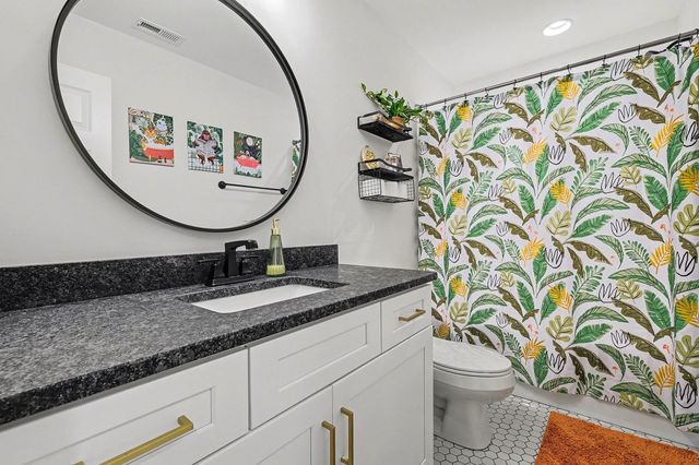 989 Westbrook Dr, Gallatin, TN 37066