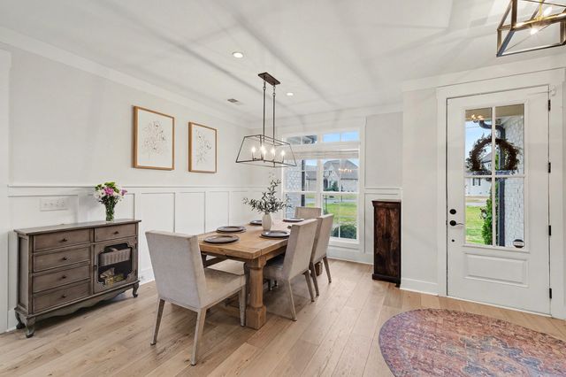 989 Westbrook Dr, Gallatin, TN 37066