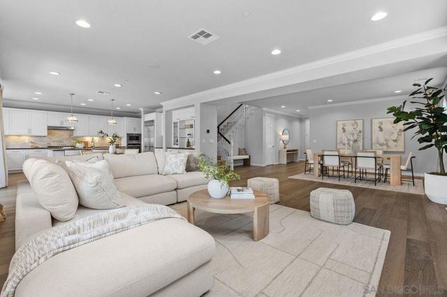 12708 Cloudbreak Ave, San Diego, CA 92129