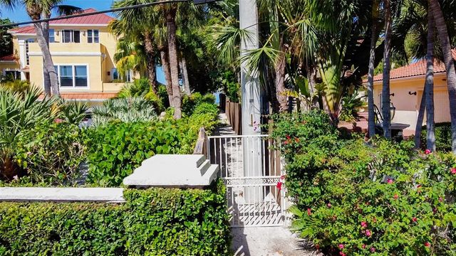 919 KEY WAY, Nokomis, FL 34275