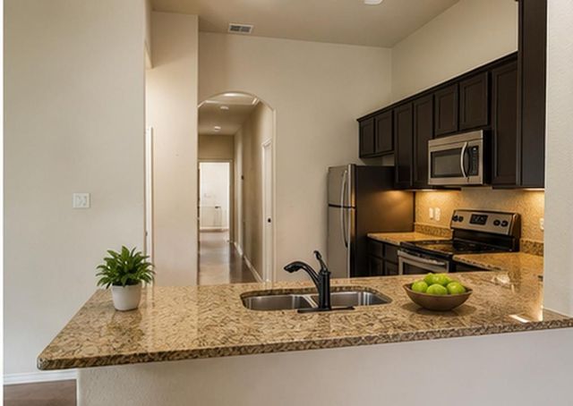 479 Jack Rabbit LN A, Buda, TX 78610