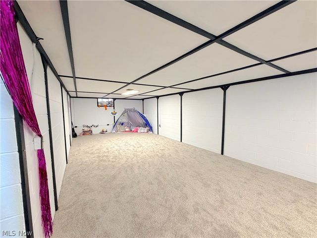 18203 Broxton Drive, Strongsville, OH 44149