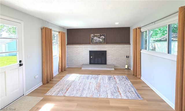 18203 Broxton Drive, Strongsville, OH 44149
