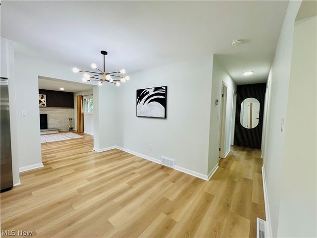 18203 Broxton Drive, Strongsville, OH 44149