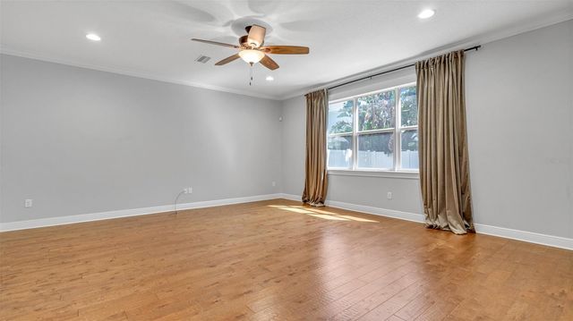 3702 W TACON STREET, Tampa, FL 33629