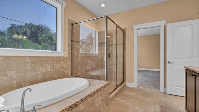 3702 W TACON STREET, Tampa, FL 33629