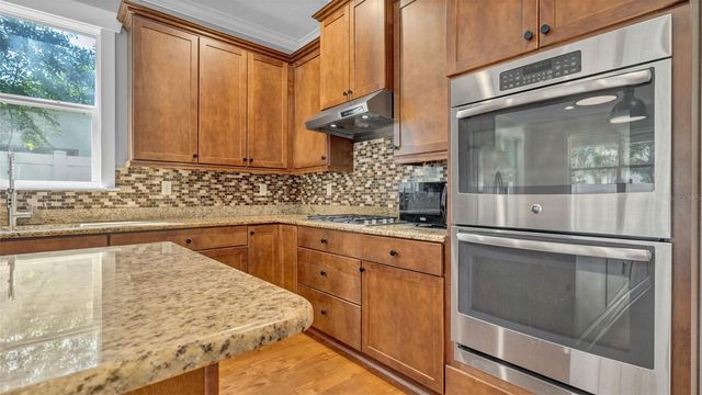 3702 W TACON STREET, Tampa, FL 33629