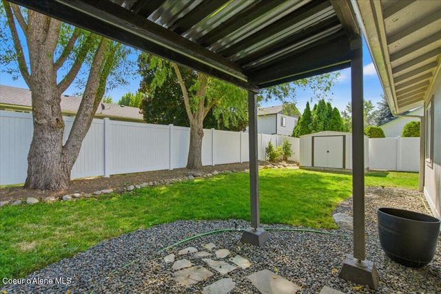 781 S Pleasant View RD, Post Falls, ID 83854