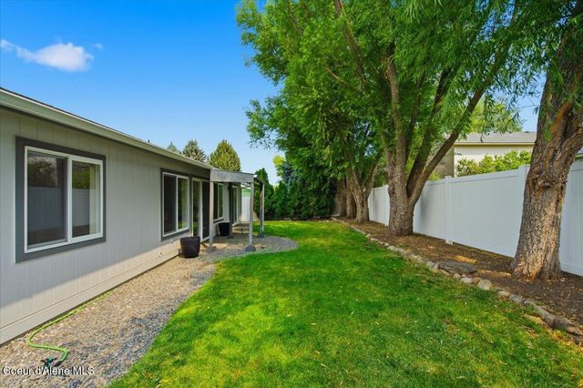 781 S Pleasant View RD, Post Falls, ID 83854
