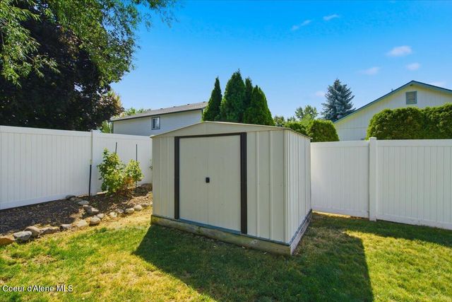 781 S Pleasant View RD, Post Falls, ID 83854