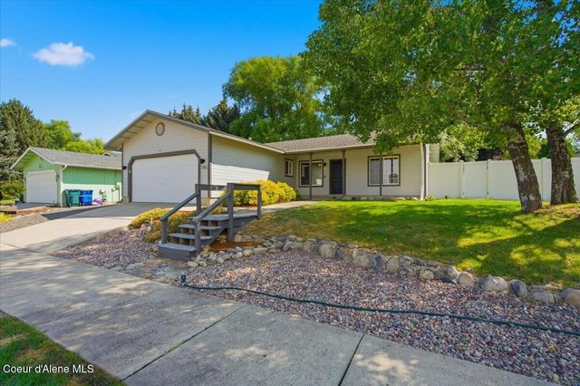 781 S Pleasant View RD, Post Falls, ID 83854
