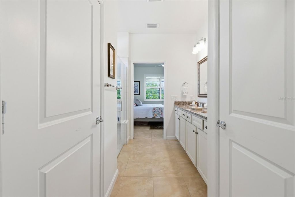 Image 20 of property listing at 7017 HANOVER COURT, Bradenton, FL 34202