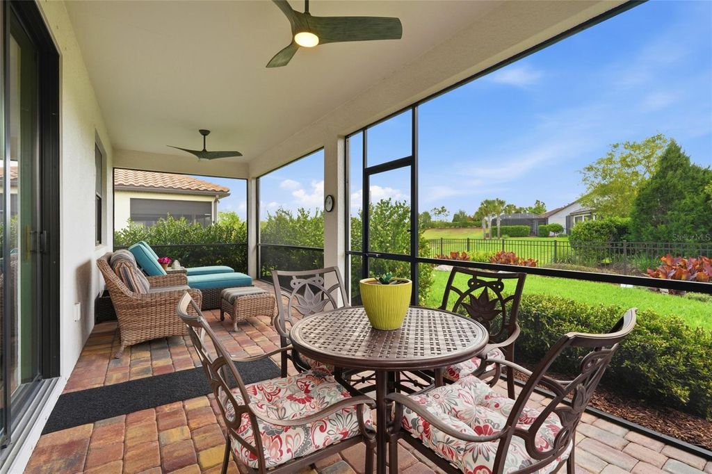 Image 27 of property listing at 7017 HANOVER COURT, Bradenton, FL 34202