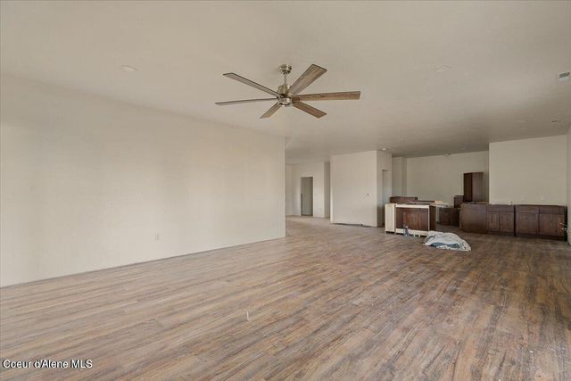 30763 N Sienna LOOP, Athol, ID 83801