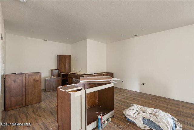 30763 N Sienna LOOP, Athol, ID 83801