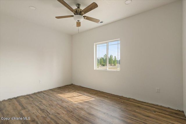 30763 N Sienna LOOP, Athol, ID 83801