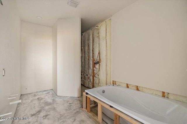 30763 N Sienna LOOP, Athol, ID 83801