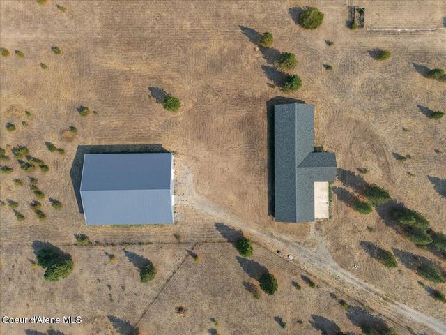 30763 N Sienna LOOP, Athol, ID 83801