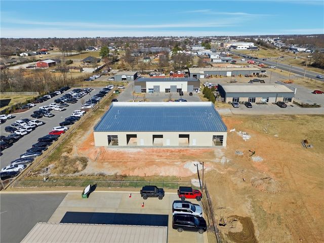 2420 S 8th Street Suite 2, Rogers, AR 72758