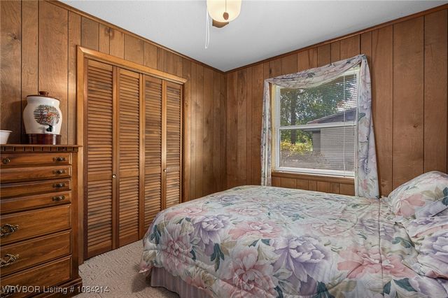 1107 N 4th Street, Paris, AR 72855