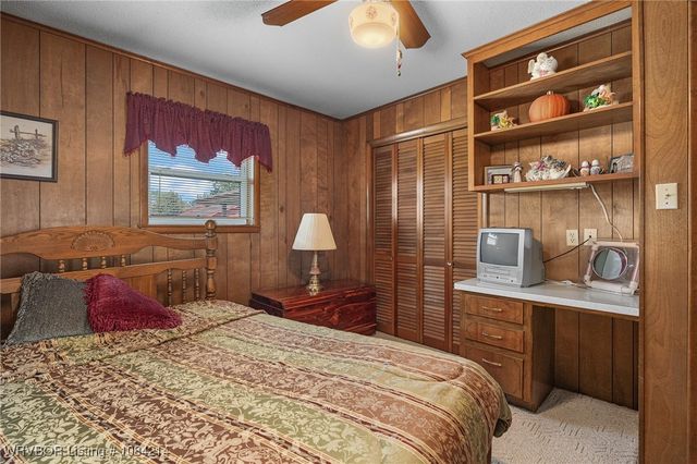 1107 N 4th Street, Paris, AR 72855