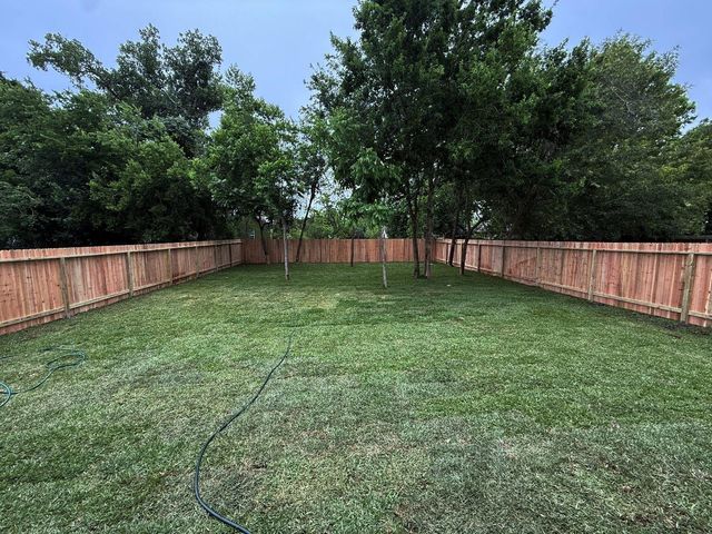 320 S Texas St, Texas City, TX 77591