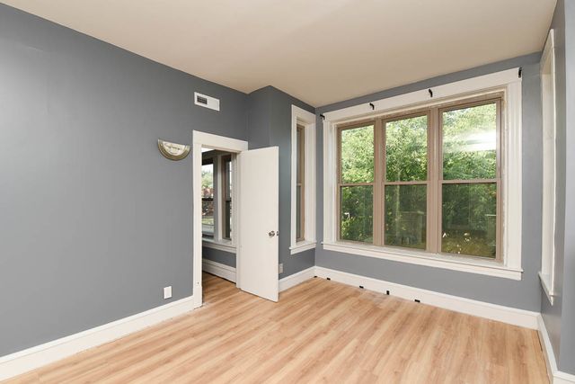 2738 N CENTRAL PARK Avenue 2, Chicago, IL 60647