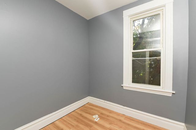 2738 N CENTRAL PARK Avenue 2, Chicago, IL 60647