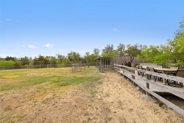 9426 Bock RD, Buda, TX 78610