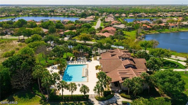 10085 Avalon Lake CIR, Fort Myers, FL 33913