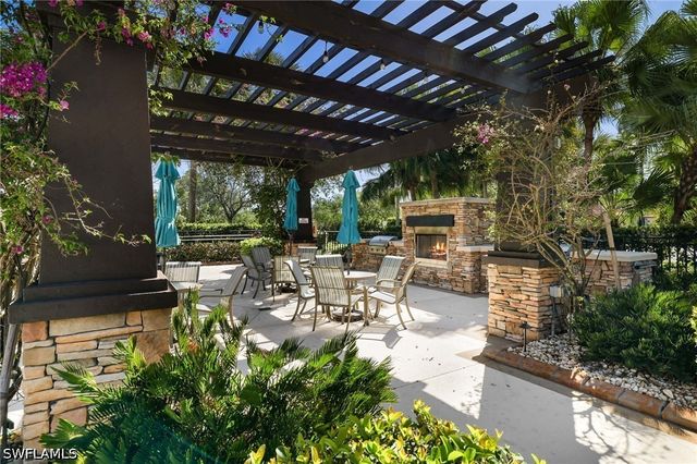 10085 Avalon Lake CIR, Fort Myers, FL 33913