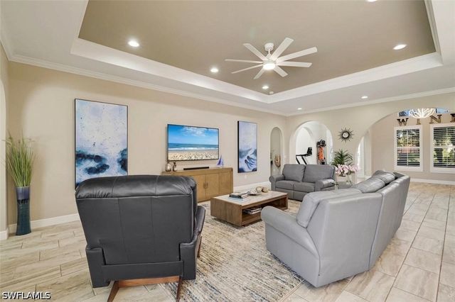 10085 Avalon Lake CIR, Fort Myers, FL 33913