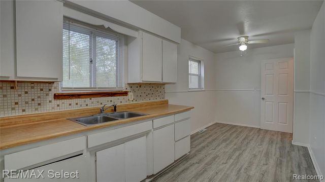 4808 Alpha Way, Flint, MI 48506