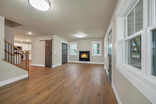 158 N MAPLE AVENUE, Green Bay, WI 54303