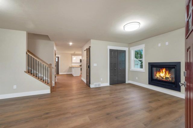 158 N MAPLE AVENUE, Green Bay, WI 54303
