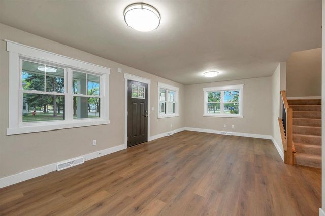 158 N MAPLE AVENUE, Green Bay, WI 54303
