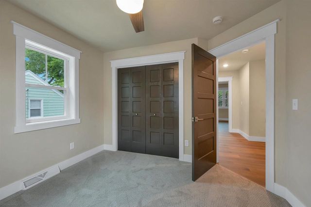 158 N MAPLE AVENUE, Green Bay, WI 54303