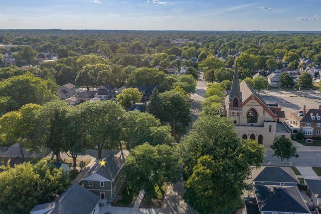 158 N MAPLE AVENUE, Green Bay, WI 54303