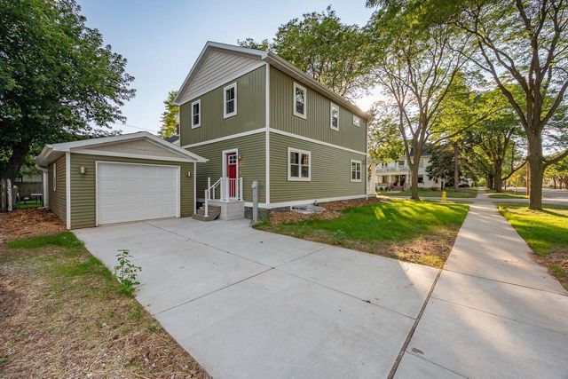 158 N MAPLE AVENUE, Green Bay, WI 54303