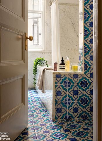 57 E 74TH Street, New York City, NY 10021