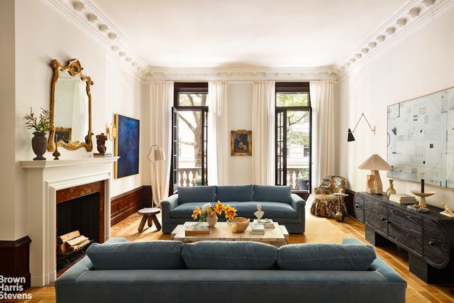 57 E 74TH Street, New York City, NY 10021