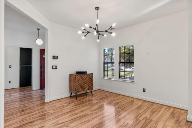 527 Sunflower Dr, Patterson, CA 95363